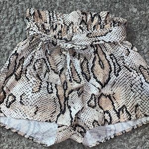 Tie belt snakeskin shorts